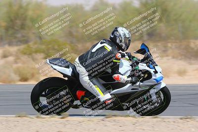 media/Mar-28-2022-Superbike Trackdays (Mon) [[b8603d0f67]]/Advanced Group (1pm-130pm)/Turn 9/